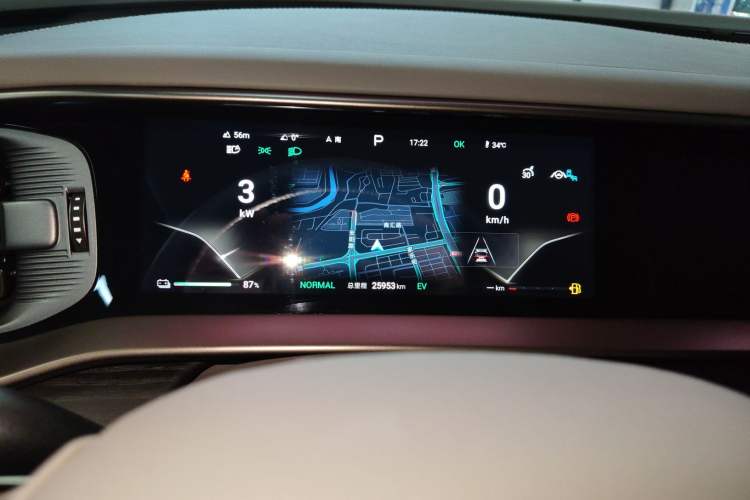 Used Denza D9 2022 DM-i 970 Four-Wheel Drive Prestige Model
