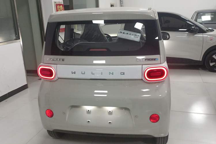 Used Wuling Hongguang MINIEV 2024 3rd Generation 215km Youth Edition
