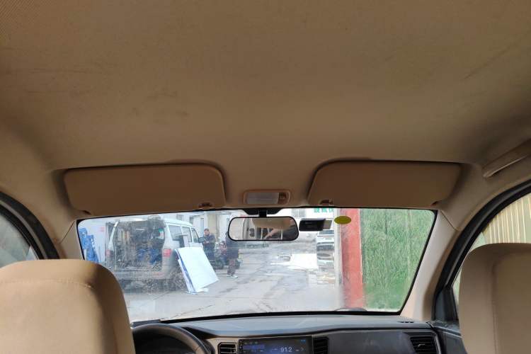 Used Wuling Hongguang V 2019 1.5L Jingqu Version China VI LAR