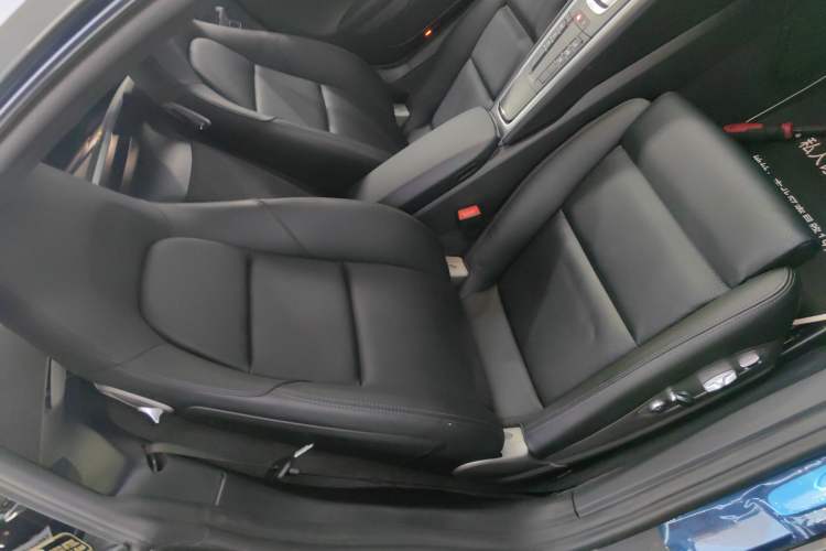 Used Porsche 718 2020 Cayman 2.0T
