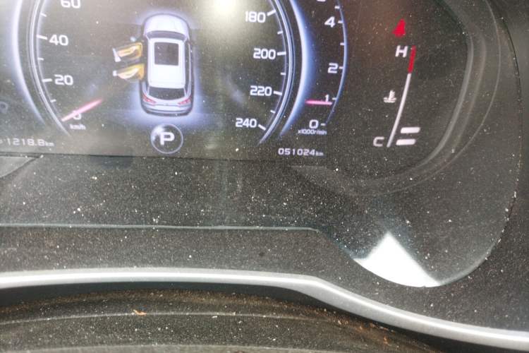 Used Geely Auto Emgrand X7 Sport 2018 1.8TD Automatic Two-Wheel Drive Smart Connect 4G Internet Edition
