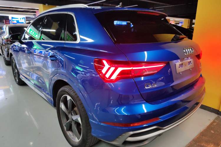 Used Audi Q3 2021 35 TFSI Fashion Dynamic Model