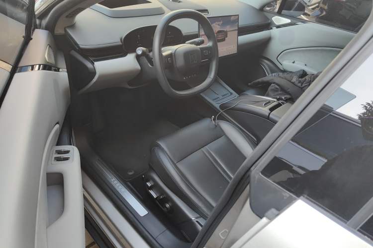 Used Zeekr 007 2024 Rear-Drive Enhanced Version 75 kWh
