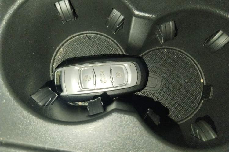 Used Geely Auto Emgrand X7 Sport 2016 1.8TD Automatic Smart Model