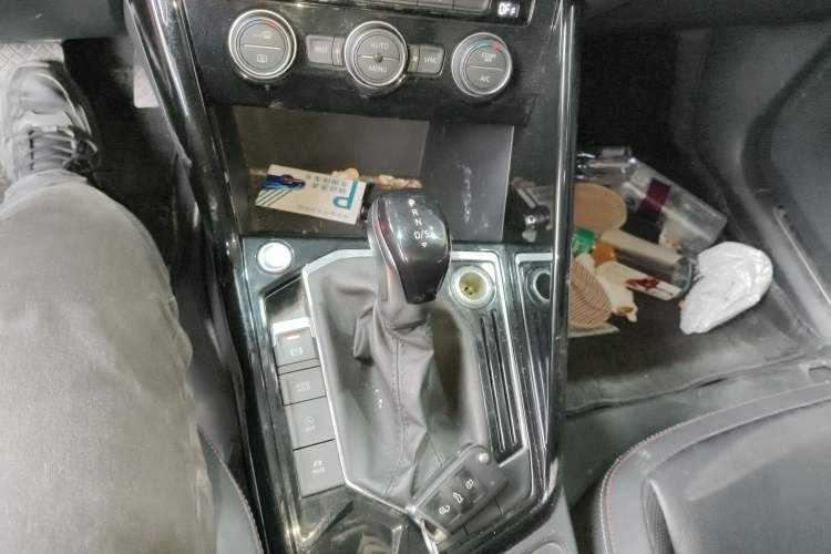 Used Volkswagen Tayron 2019 330TSI Two-Wheel Drive Luxury Model China VI Standard