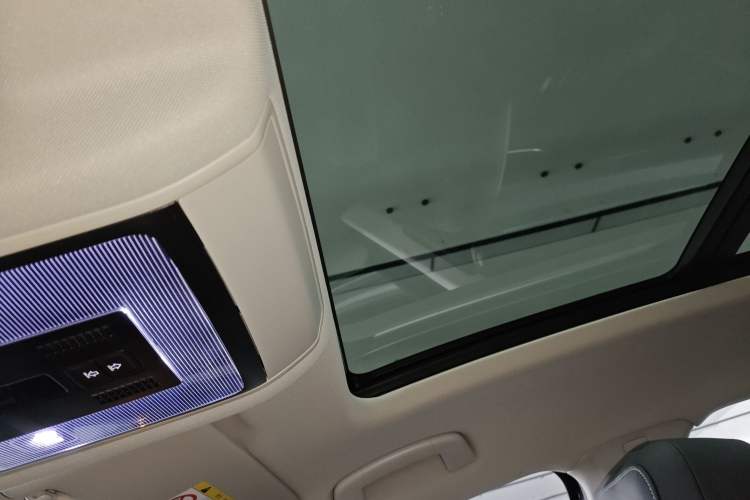 Used Volkswagen Passat 2025 Outstanding Model 330TSI Starry Elite Edition