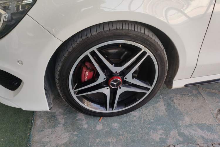 Used Mercedes-Benz CLA 2014 CLA 260 4MATIC
