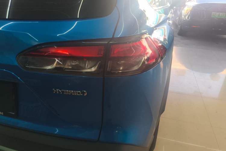 Used Toyota FRONTLANDER 2023 2.0L Smart Electric Hybrid Dual-Engine Deluxe Version
