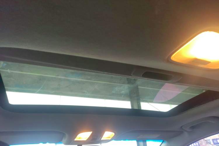 Used Hyundai Elantra 2016 1.6L Automatic ZhiXuan – Elite Version
