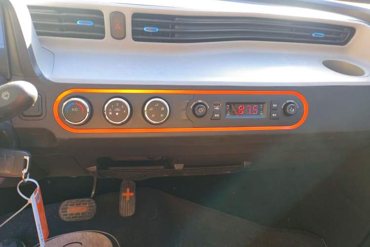 Used Wuling Hongguang MINIEV 2020 Freedom Version Lithium Iron Phosphate
