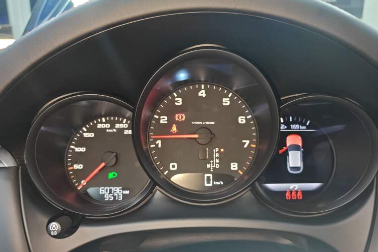 Used Porsche Macan 2018 Macan 2.0T