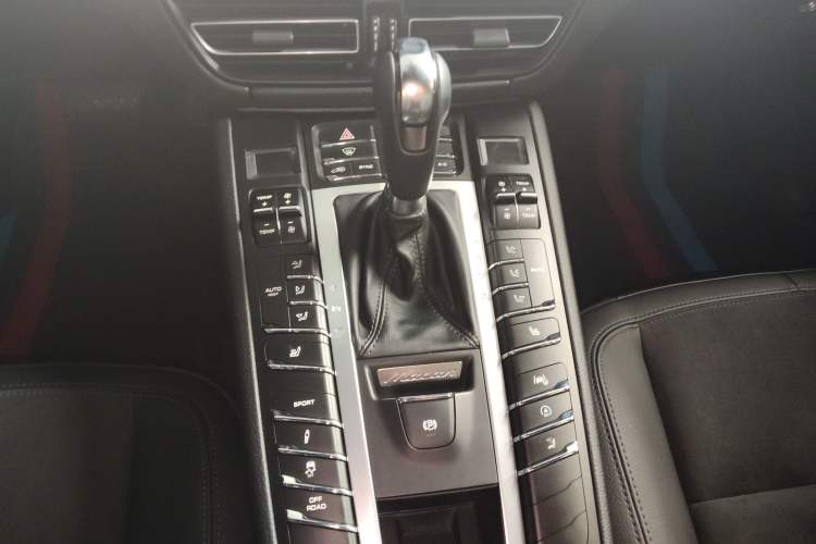 Used Porsche Macan 2020 Macan 2.0T
