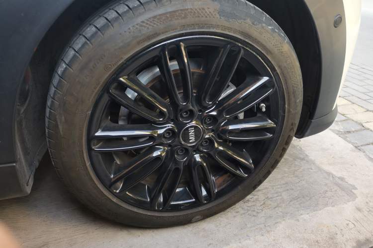 Used MINI MINI 2022 1.5T COOPER Classic Edition Five-Door Version