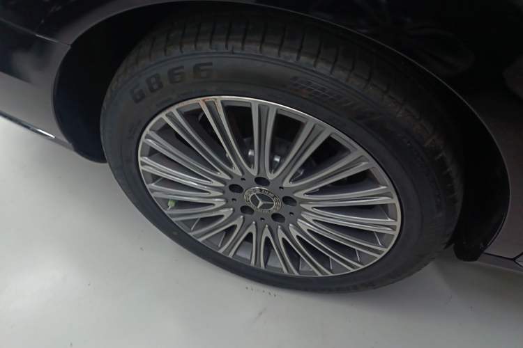 Used Mercedes-Benz E-Class 2020 Restyled E 300 L Exclusive Edition
