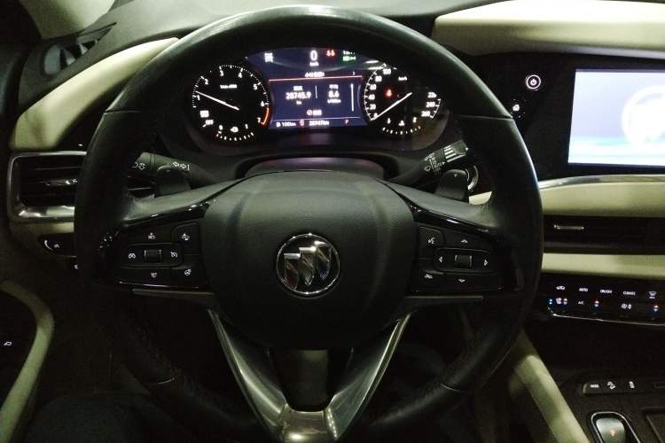 Used Buick Enclave 2022 652T 4x4 Avenir 6-Seater
