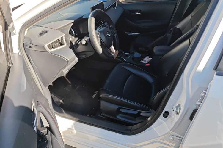 Used Toyota Corolla 2021 TNGA 1.5L CVT Pioneer Edition
