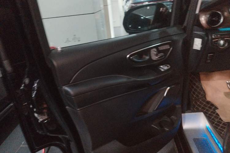 Used Mercedes-Benz V-Class 2020 V 260 L Long-wheelbase Luxury Edition
