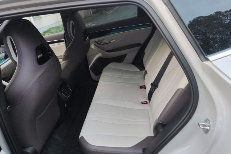 Used BYD Song PLUS New Energy 2025 EV Intelligent Driving Version 520km Premium Model
