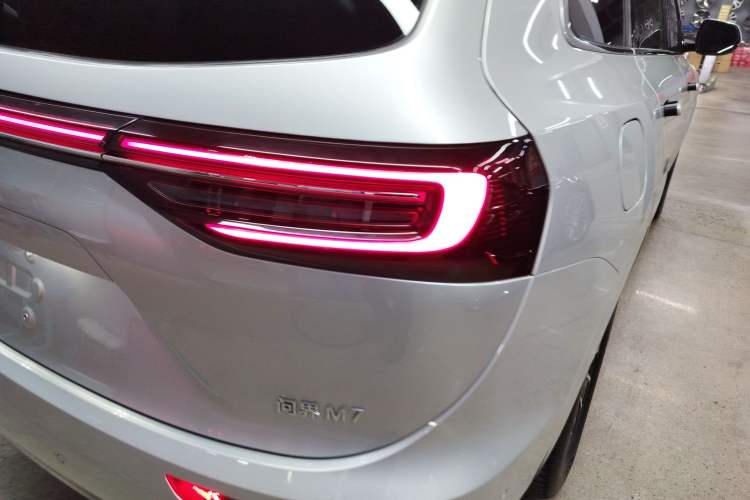 Used Hima AITO M7 2024 1.5T Rear-Drive Plus Version 5 Seats
