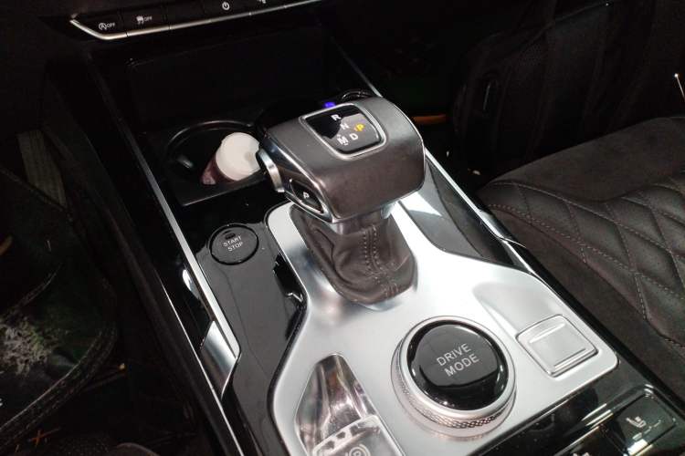 Used Hongqi HS5 2019 2.0T Smart Connect Flagship Edition
