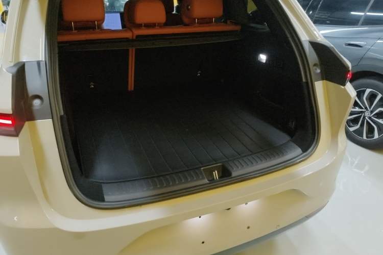 Used Li Auto L6 2024 Pro Model
