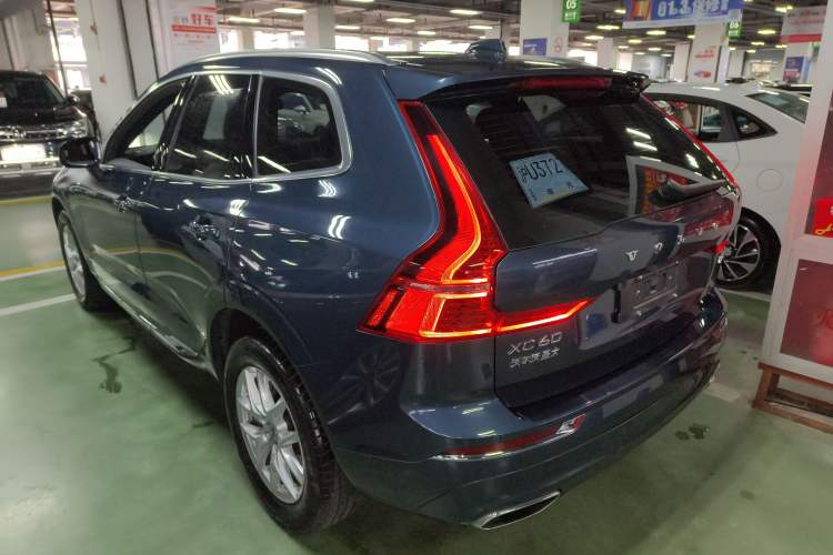 Used Volvo XC60 2021 T5 4x4 Smart Luxury Edition