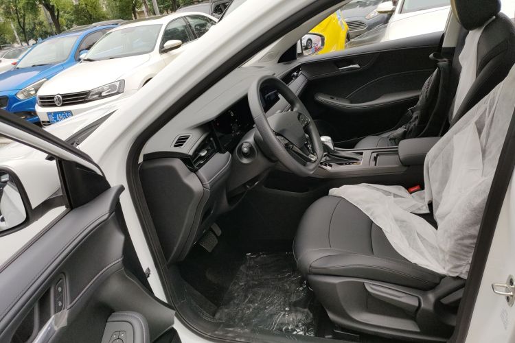 Used Roewe i5 2023 1.5L CVT Luxury Edition
