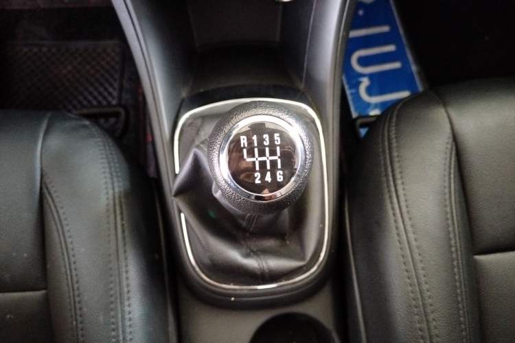 Used Chevrolet Trax 2016 1.4T Manual Two-Wheel Drive Comfort Version with Sunroof
