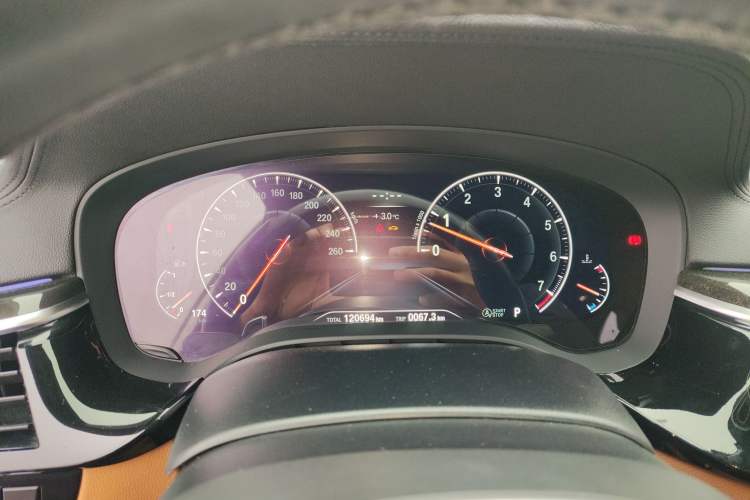 Used BMW 5 Series 2019 530Li Leading Model M Sport Package
