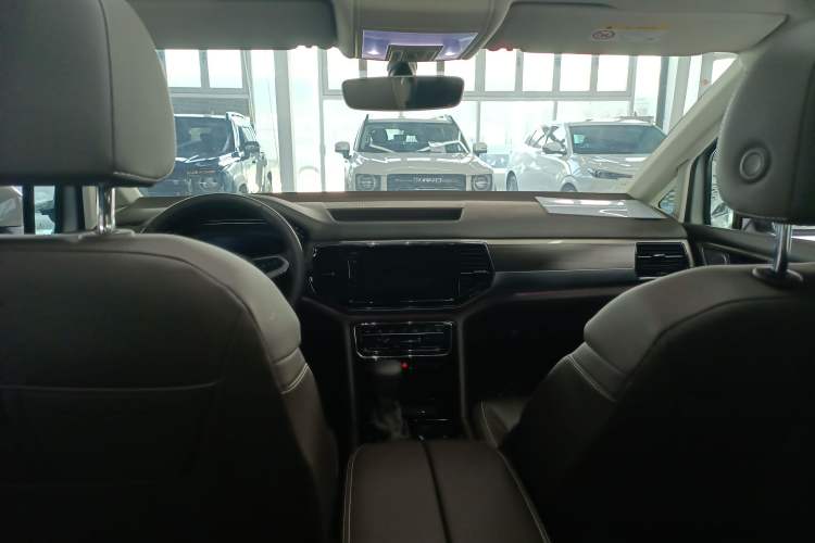 Used Volkswagen Viloran 2020 330TSI Luxury Edition
