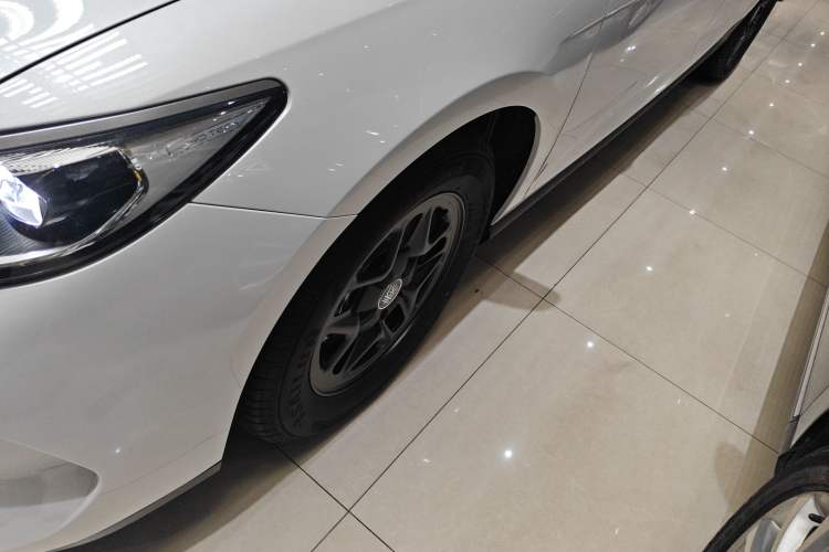 Used BYD Qin PLUS 2025 DM-i Smart Drive 55KM Leading Model
