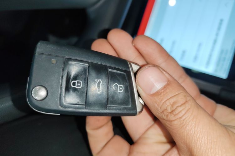 Used Volkswagen Tacqua 2023 200TSI DSG Joy-Connect Edition
