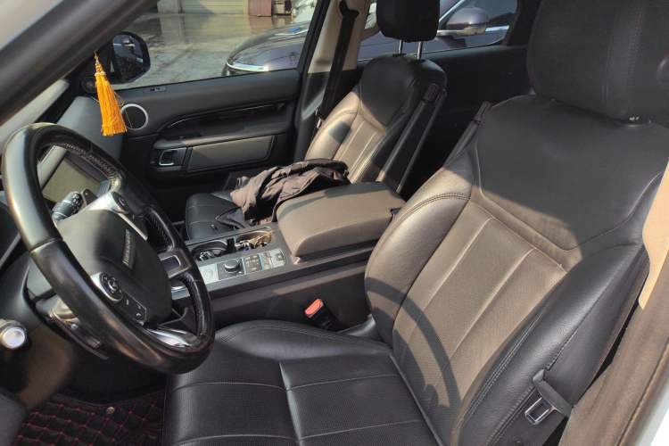 Used Land Rover Discovery 2017 3.0 SC V6 SE