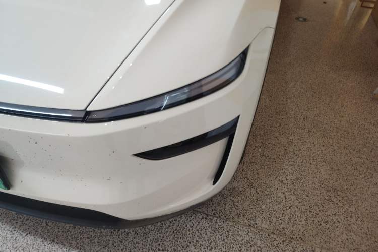 Used Tesla Model Y 2025 Rear-Wheel-Drive Version
