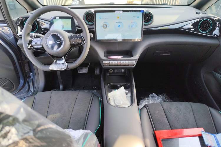 Used BYD Dolphin 2025 420km Free Edition
