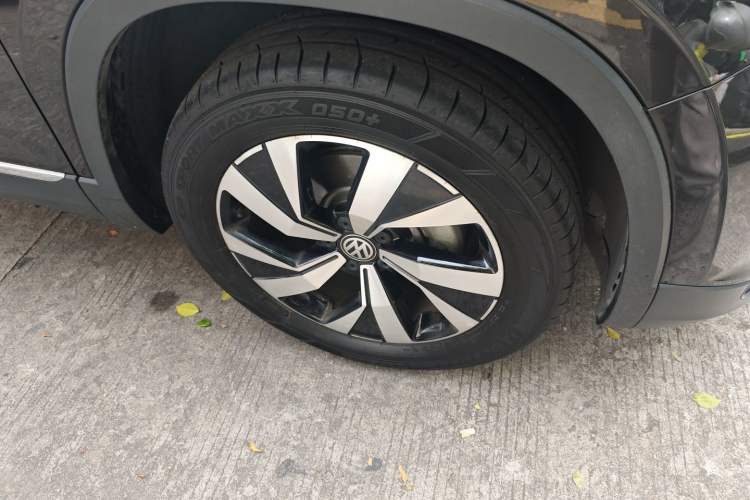 Used Volkswagen Tayron 2021 330TSI Two-Wheel Drive Luxury Connected Version Plus
