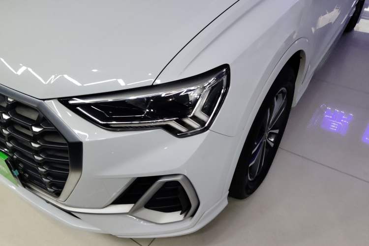 Used Audi Q3 2020 35 TFSI Ambition Dynamic Edition
