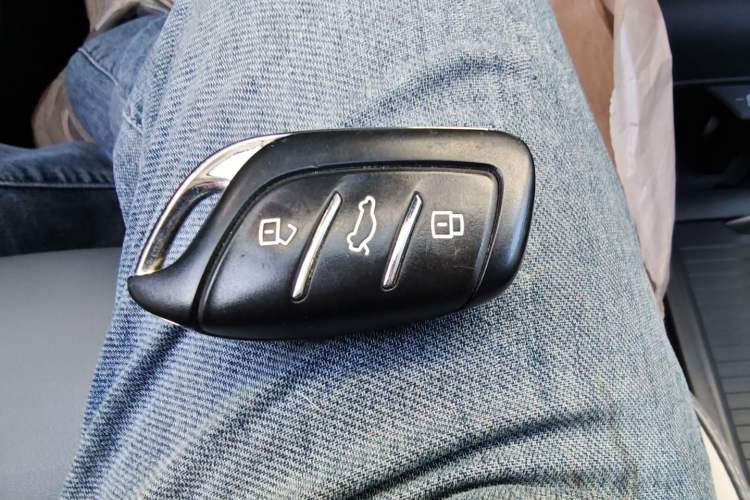 Used MG 4 EV 2022 520 km Flagship Edition