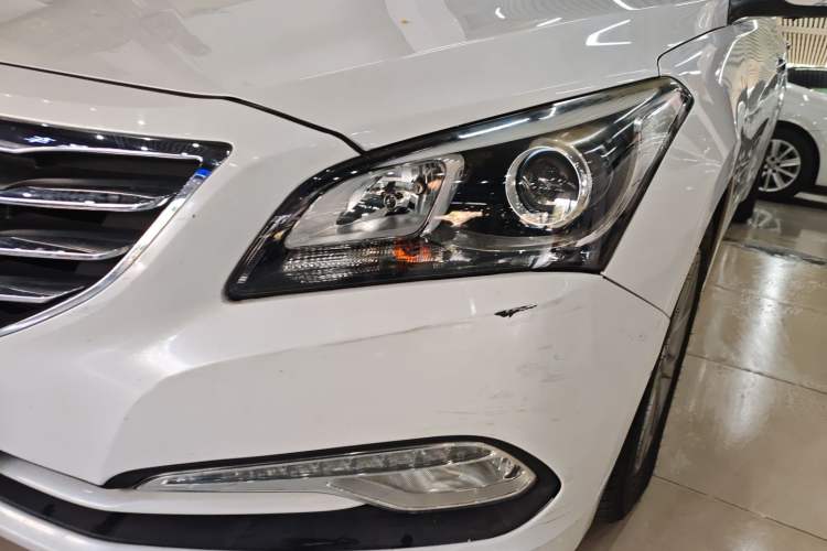 Used Hyundai Mistra 2014 1.8L Automatic Smart GLS
