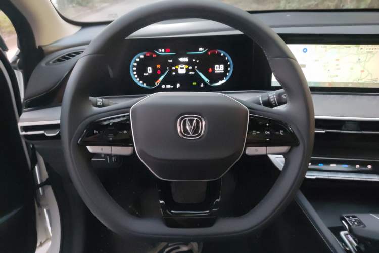 Used Changan Eado 2023 Changan Edition PLUS Blue Whale NE 1.4T GDI DCT Prestige Version
