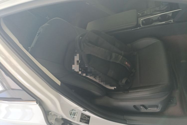 Used Toyota Camry 2024 2.0G Prestige Edition
