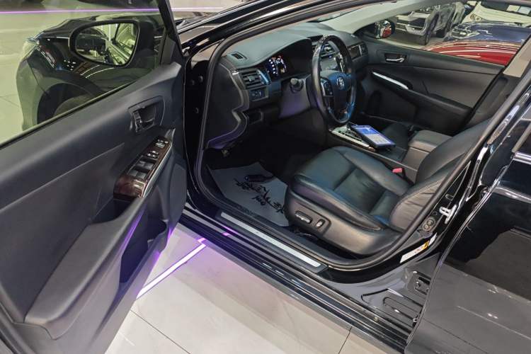 Used Toyota Camry 2015 2.0G Premier Edition