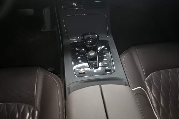 Used BYD Han 2020 EV Four-Wheel Drive High-Performance Flagship Model
