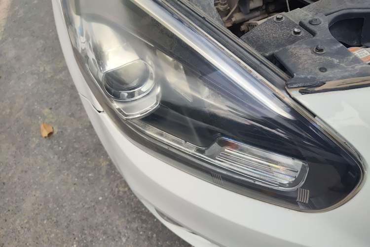 Used Kia Carens 2013 2.0L 7-Seater Automatic Standard Version China V Standard
