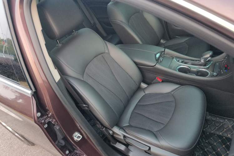 Used Buick Envision 2018 20T Two-Wheel-Drive Leading Model
