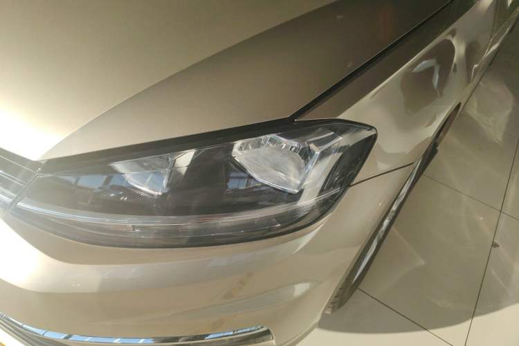 Used Volkswagen Golf 2018 230TSI Automatic Comfort Model