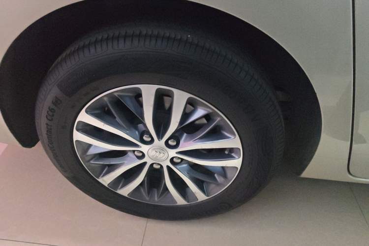 Used Buick GL8 2021 ES Landtrek 653T Comfort Edition
