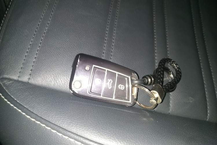 Used Volkswagen Touran 2016 Volkswagen Touran L 280TSI DSG Comfort Edition
