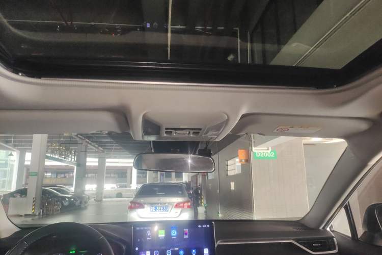 Used Toyota Wildlander 2022 2.0L CVT Two-Wheel Drive Luxury PLUS Edition