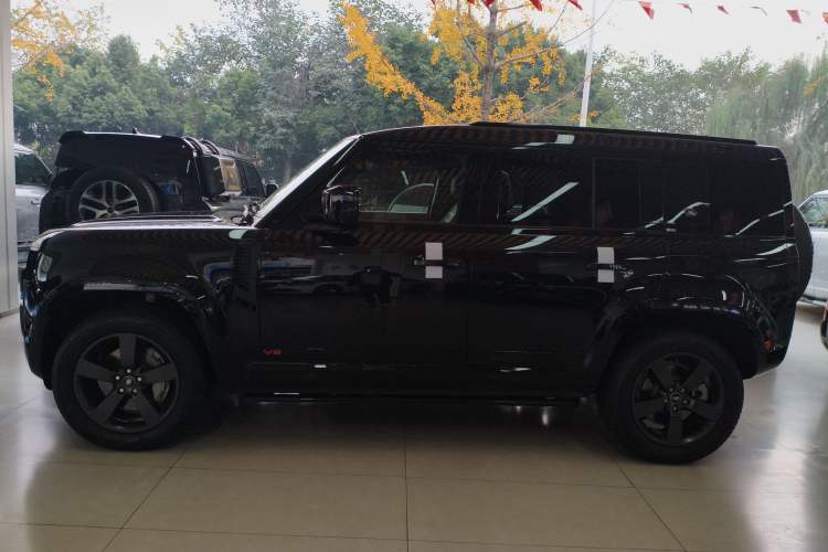 Used Land Rover Defender 2024 110 3.0T P400 X-DYNAMIC HSE
